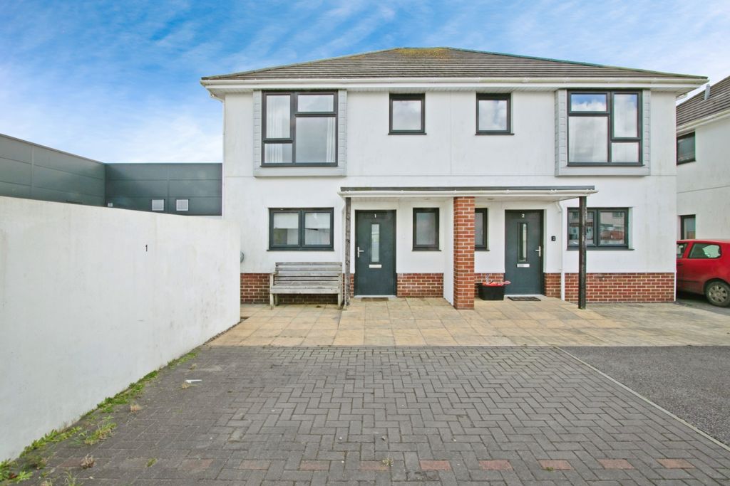 Property photo 1 of 17 Photography