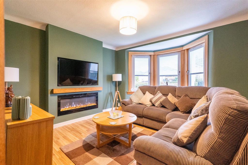 Property photo 3 of 25 3