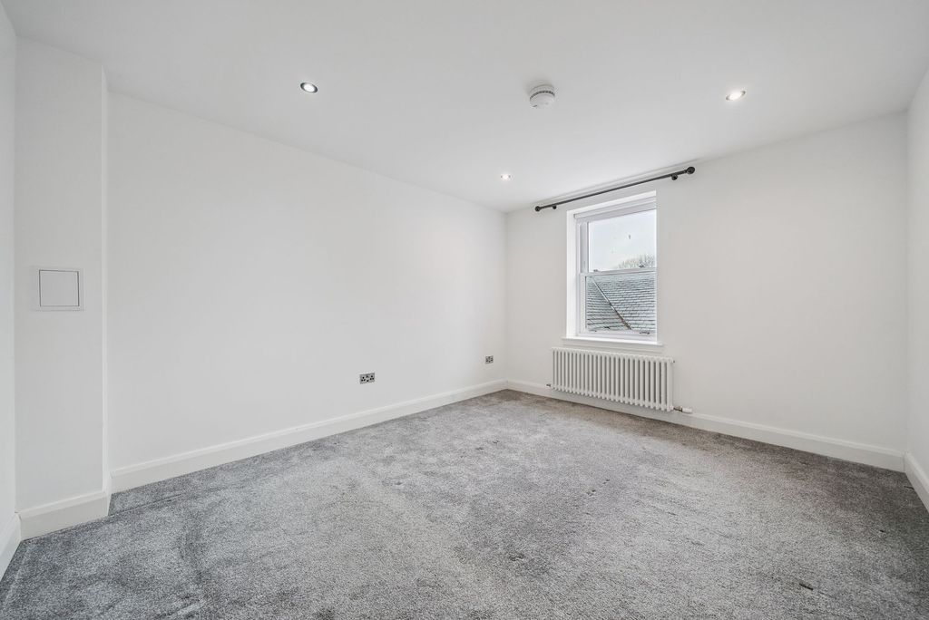 Additional image 15 of 2 bed flat for saleFlat C, Braeholm, 31 Montrose Street East, Helensburgh G84