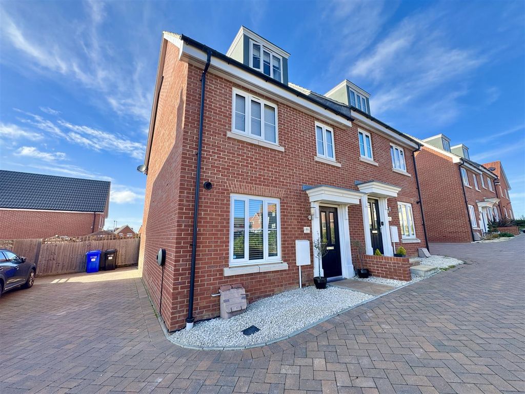 Property photo 1 of 35 Img_2781.Jpeg