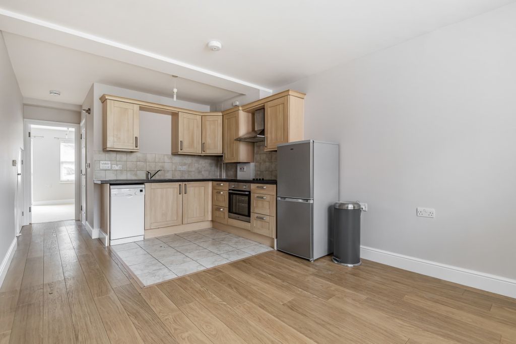 Property photo 3 of 6 667418 (3)