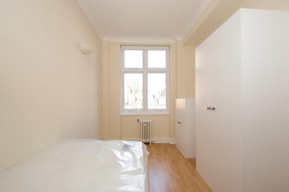 Property photo 2 of 6 Bedroom 2