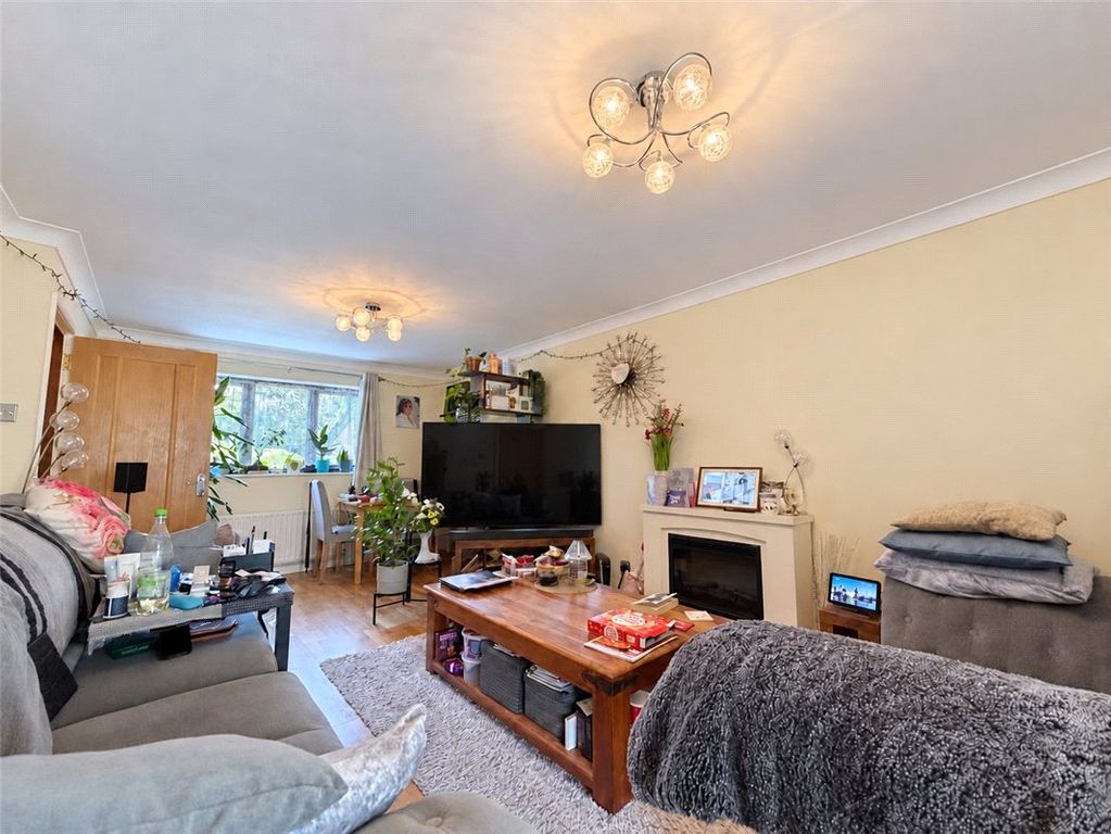 Property photo 3 of 10 Picture No. 01