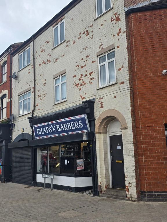 Property photo 2 of 10