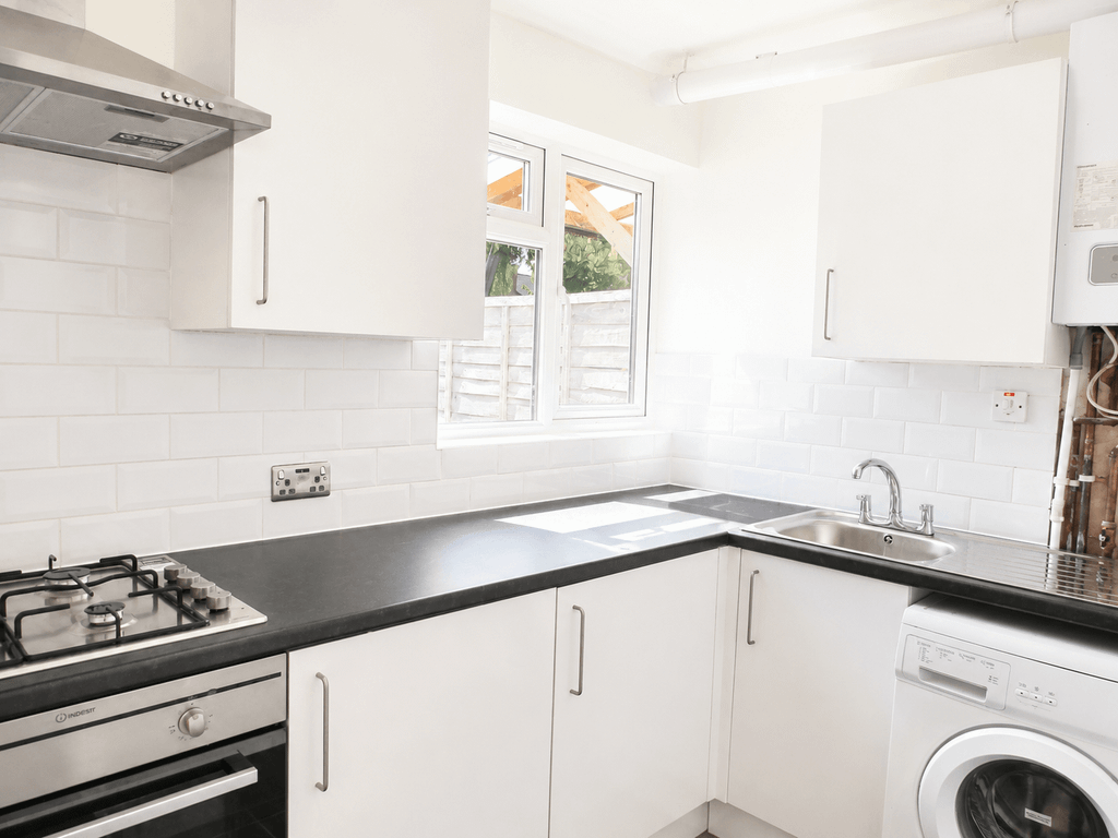 Property photo 2 of 6 2