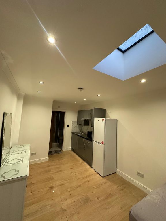 Property photo 2 of 4