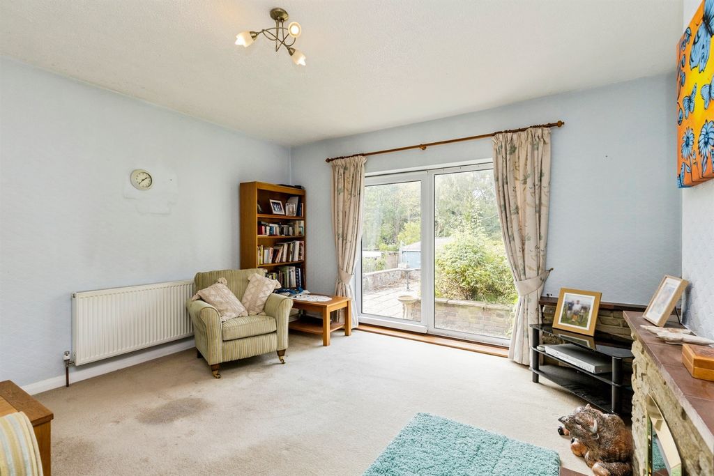 Property photo 3 of 15