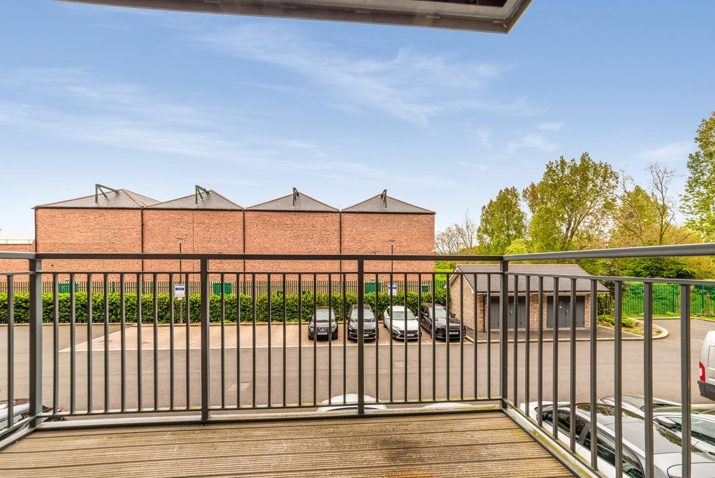 Property photo 2 of 4