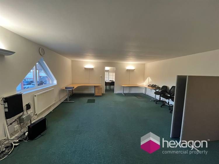 Property photo 2 of 9