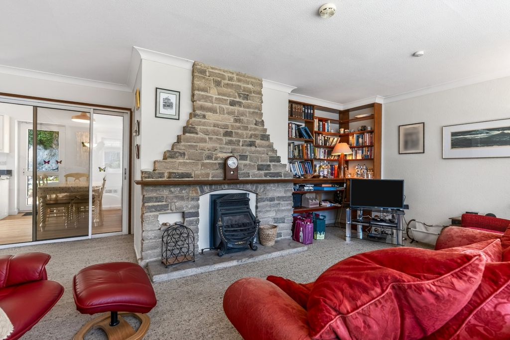 Property photo 2 of 18 Pbox-Img.Jpg