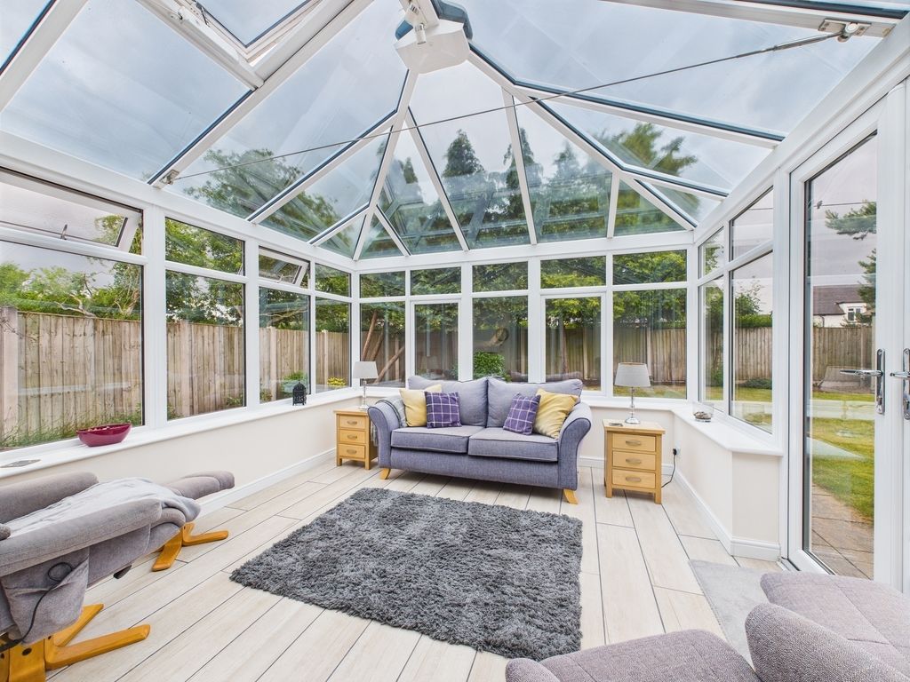 Property photo 3 of 27 Conservatory