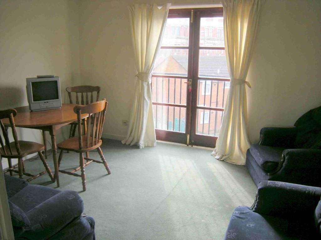 Property photo 1 of 2