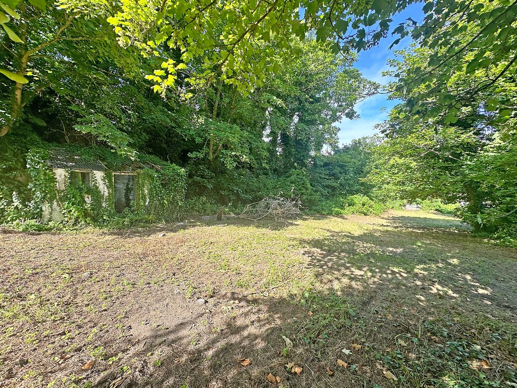 Property photo 2 of 5