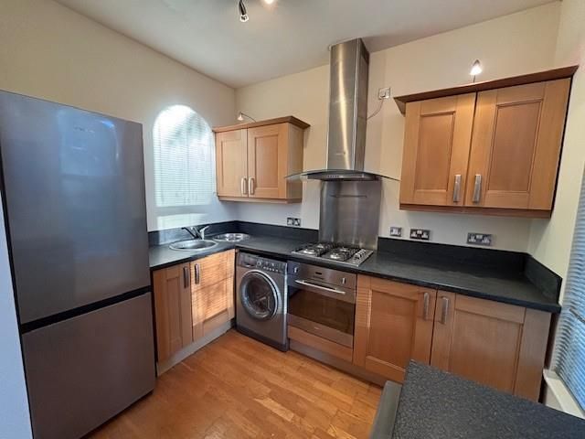 Property photo 3 of 15 Kitchen