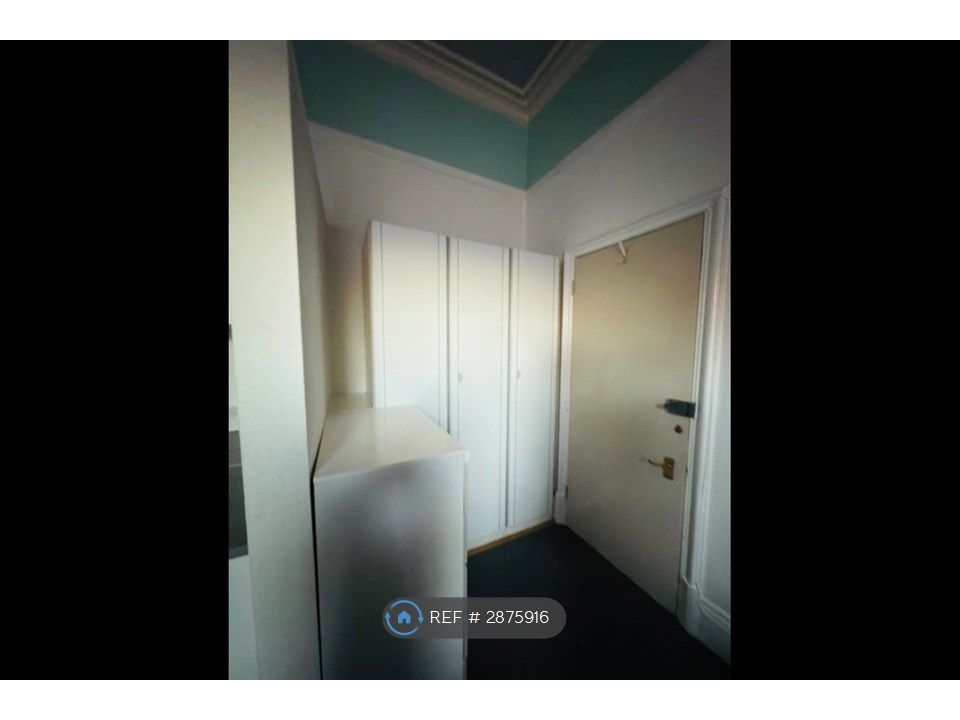 Property photo 2 of 3