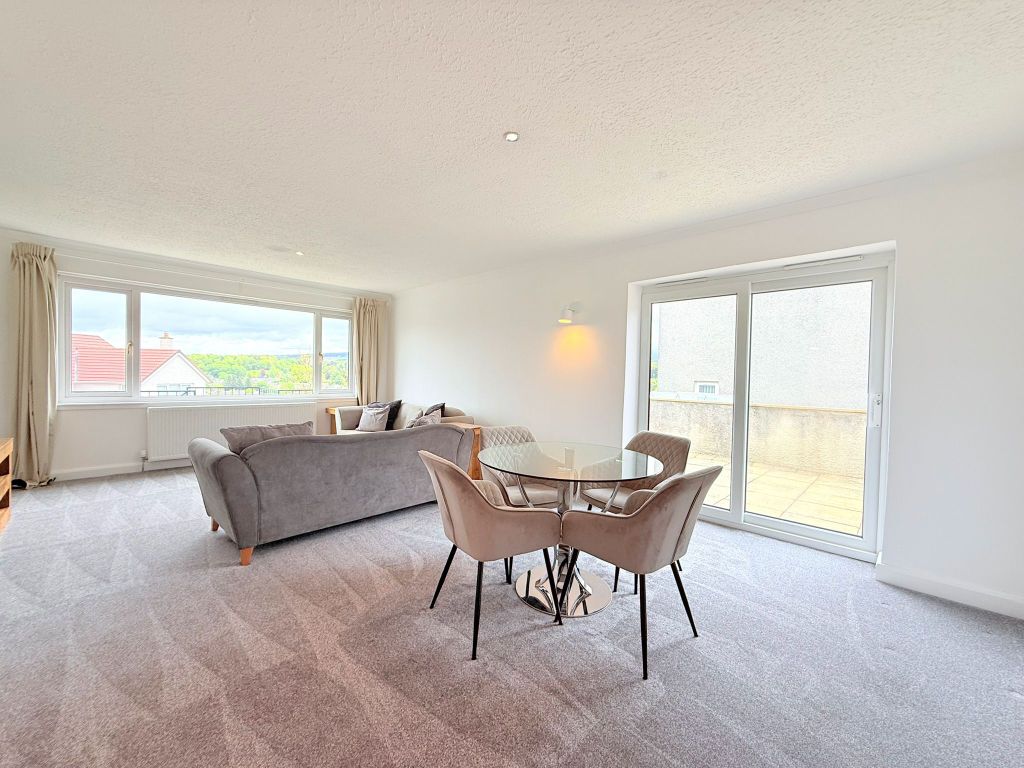 Property photo 3 of 49