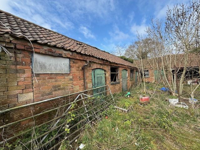 Property photo 3 of 20