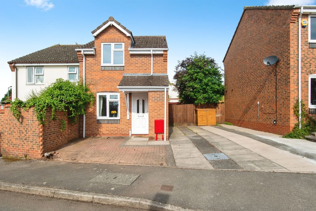 Property photo 1 of 17