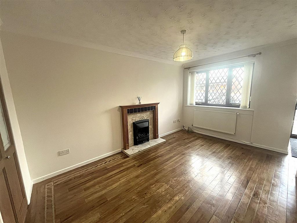 Property photo 3 of 15 Img_5246.Png