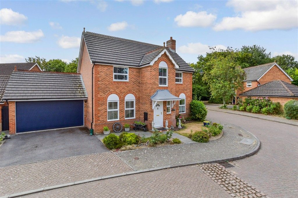Property photo 1 of 14 External (Brochure)