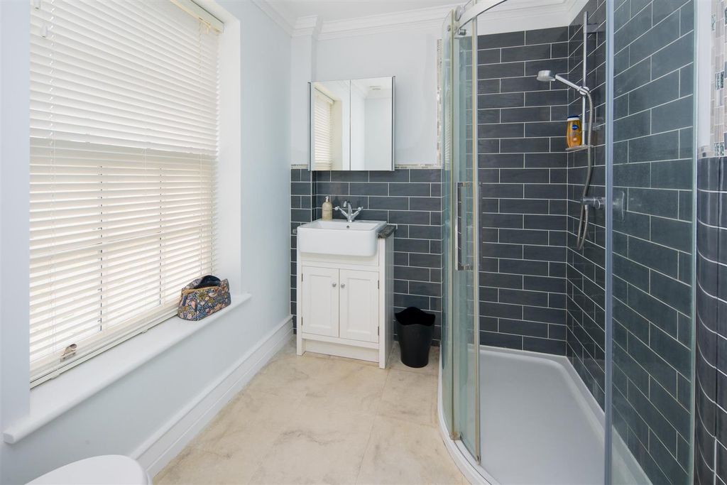 Additional image 22 of 7 bed detached house for saleYarmouth, Isle Of Wight PO41