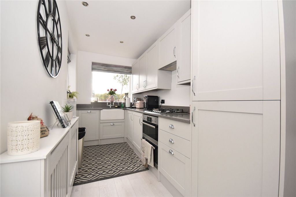 Property photo 2 of 15 Picture No. 05