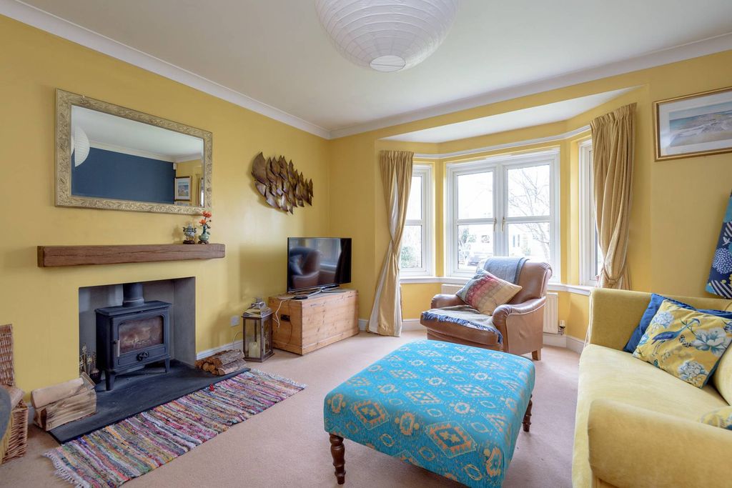 Property photo 2 of 34 Property Image 2