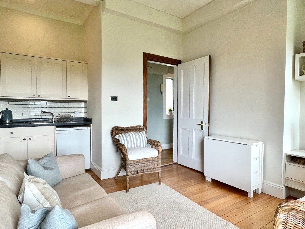 Property photo 3 of 18 Picture No. 04
