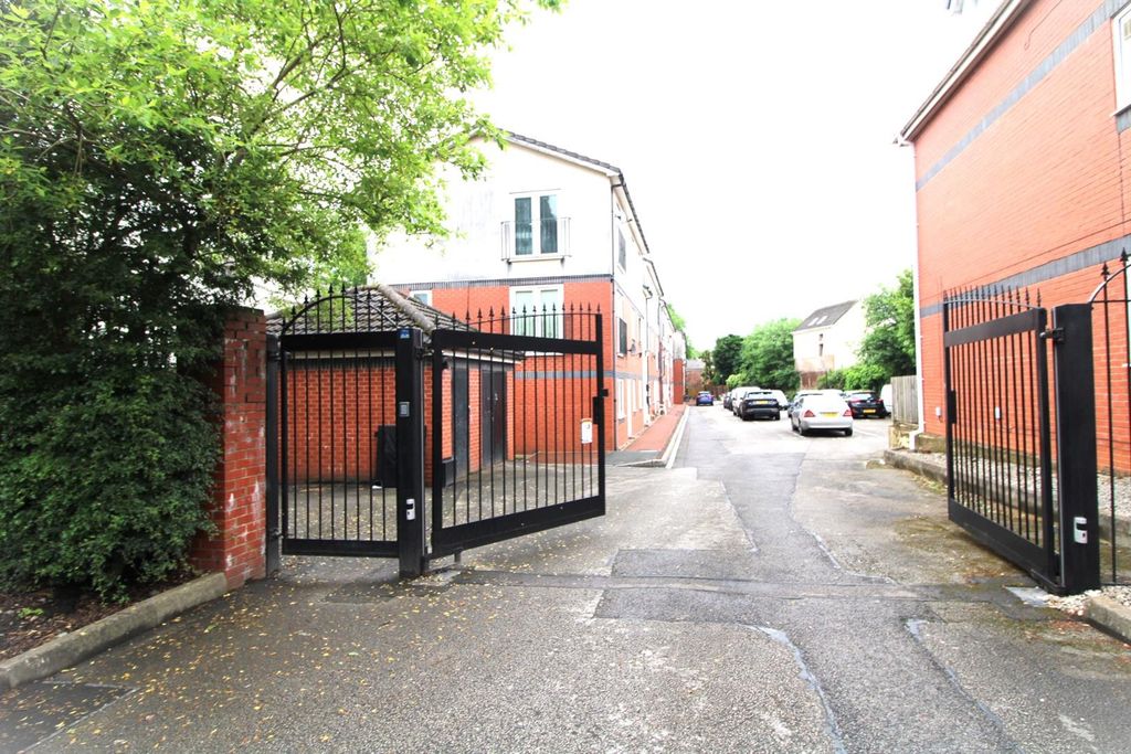 Property photo 1 of 12 Img_7172.Jpg