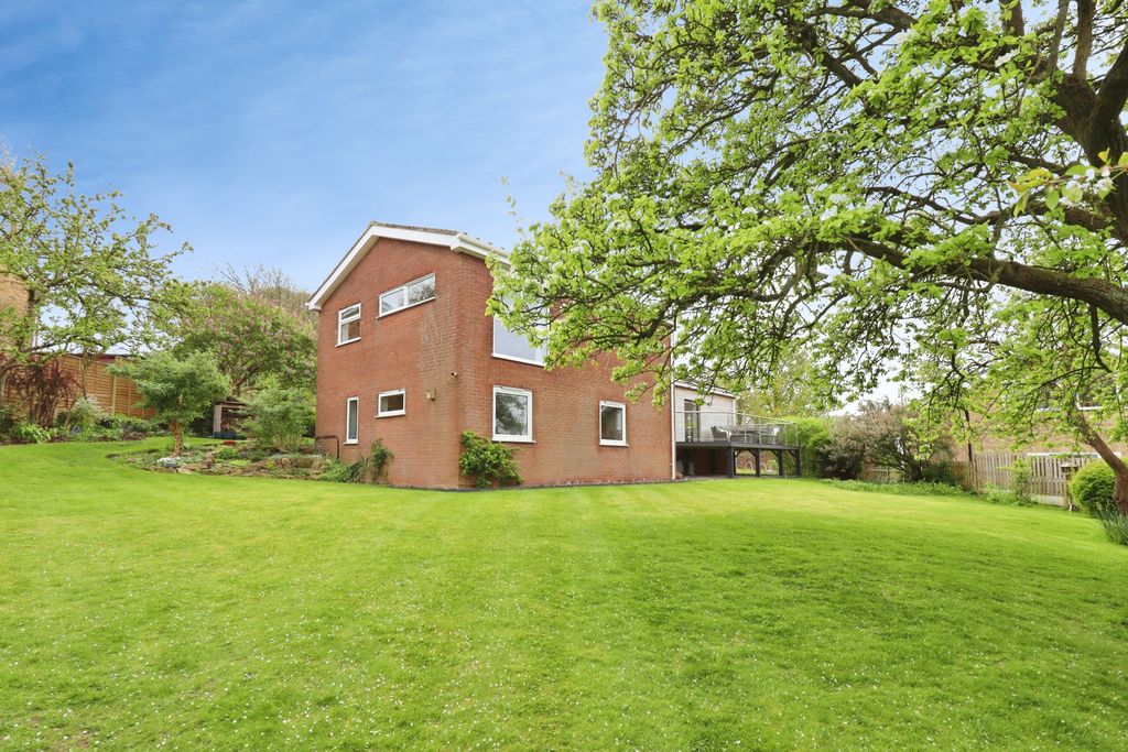 Property photo 1 of 52 Img_0716