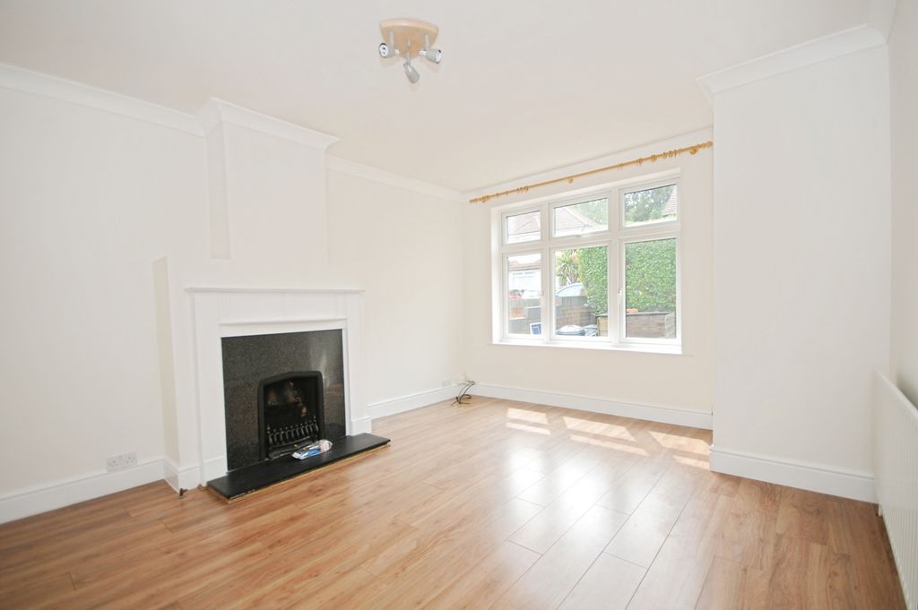 Property photo 2 of 16 Photo