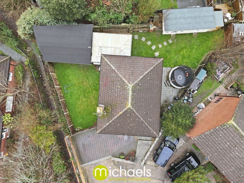 Property photo 2 of 24