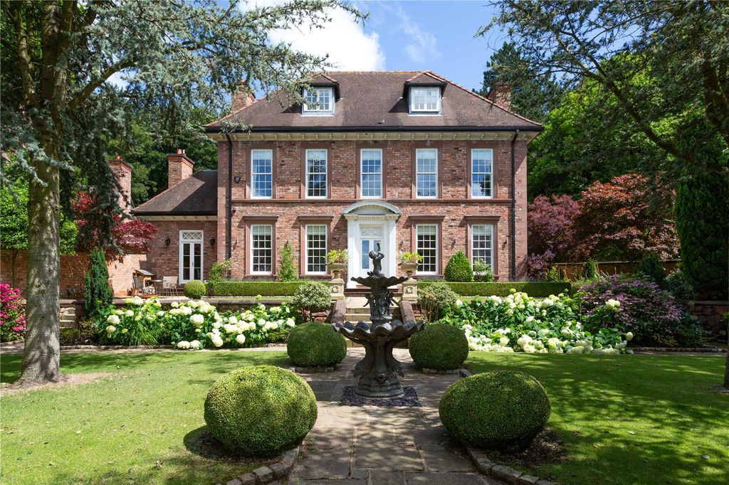Property photo 1 of 17 The Manor