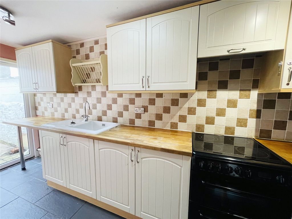 Property photo 3 of 20 Picture No. 10
