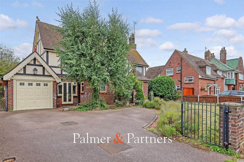 Property photo 1 of 39 Picture No. 37