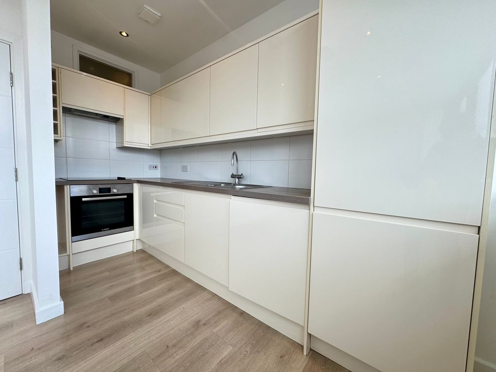 Property photo 1 of 4 Image