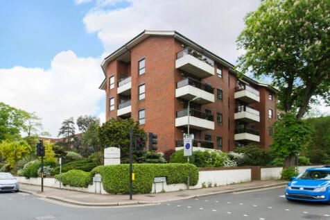 Property photo 1 of 10 2 Bedroom Apartment For Sale