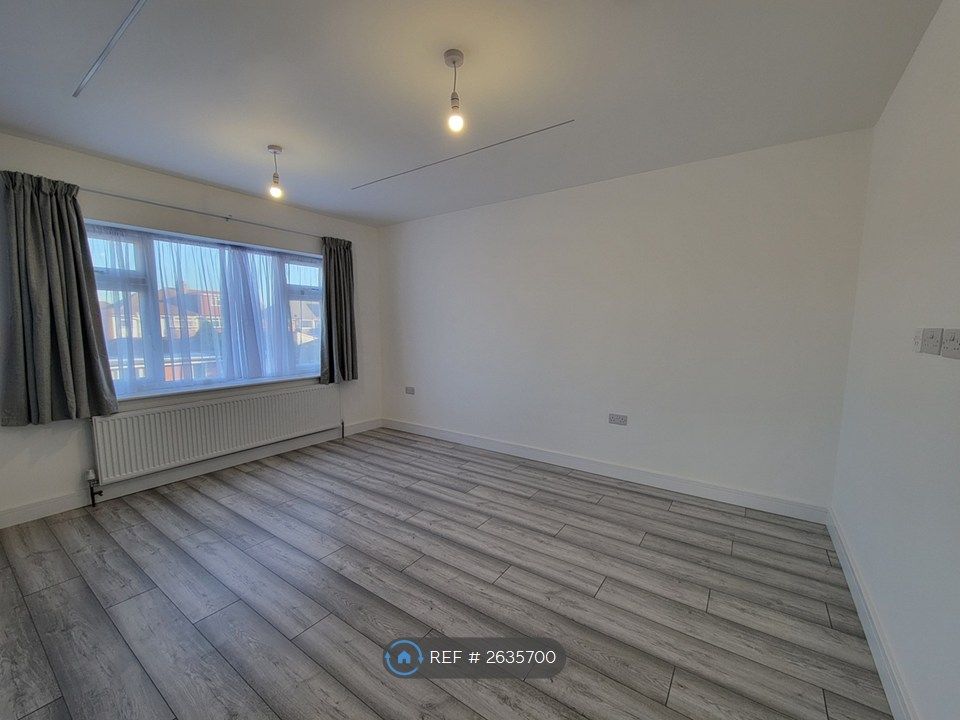 Property photo 1 of 8 Flat 2 - Open Plan Living Space