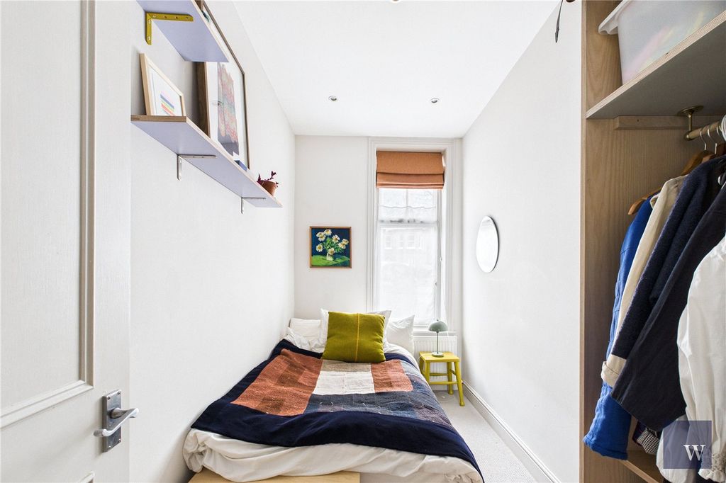 Property photo 3 of 9 Picture No. 35