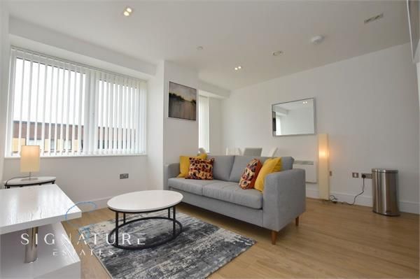 Property photo 3 of 7 Living Area