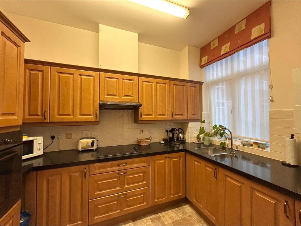 Property photo 3 of 10 Processed-449427Ae-3C85-4669-9D06-2D79723Ae416.Jpe