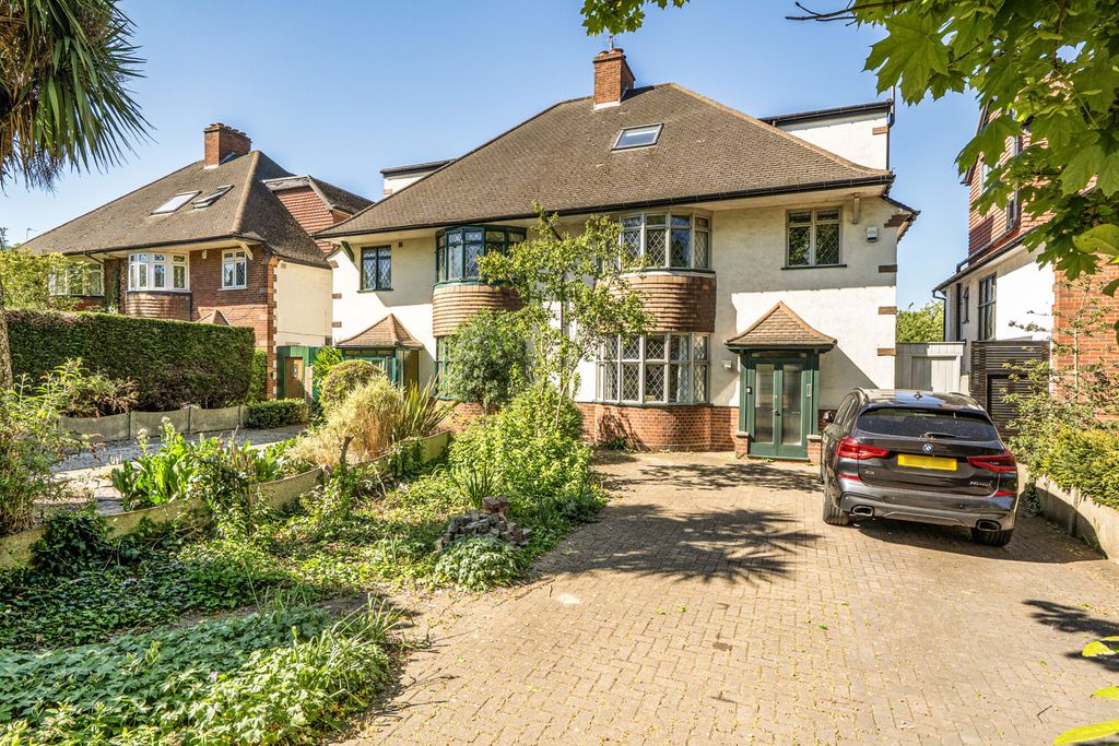 Property photo 1 of 32 1451712-2-69F1Eac...