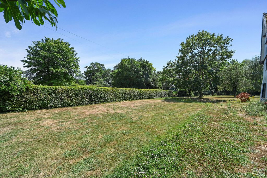 Property photo 3 of 27