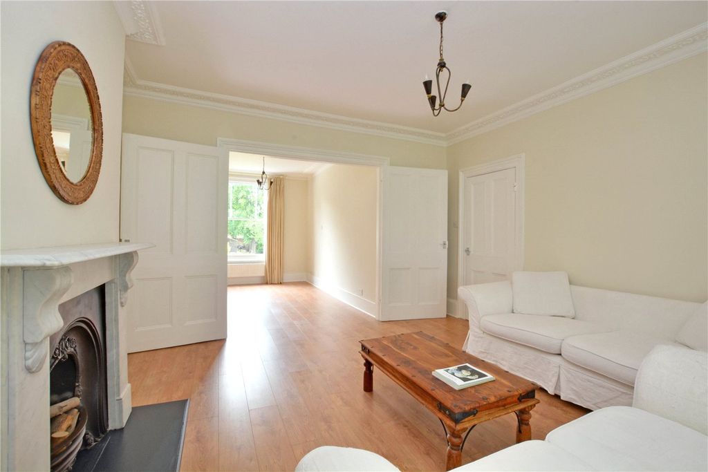 Property photo 3 of 13 Picture No. 25