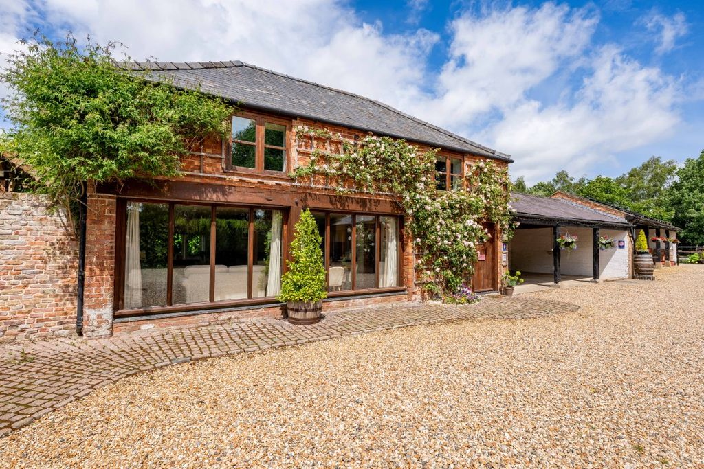 Additional image 26 of 7 bed property for saleWhite Cross Lane, Tilney All Saints, King's Lynn PE34