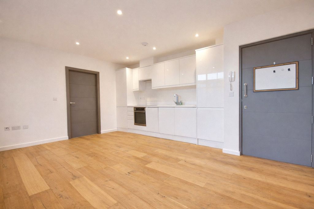 Property photo 2 of 10 Picture No. 35