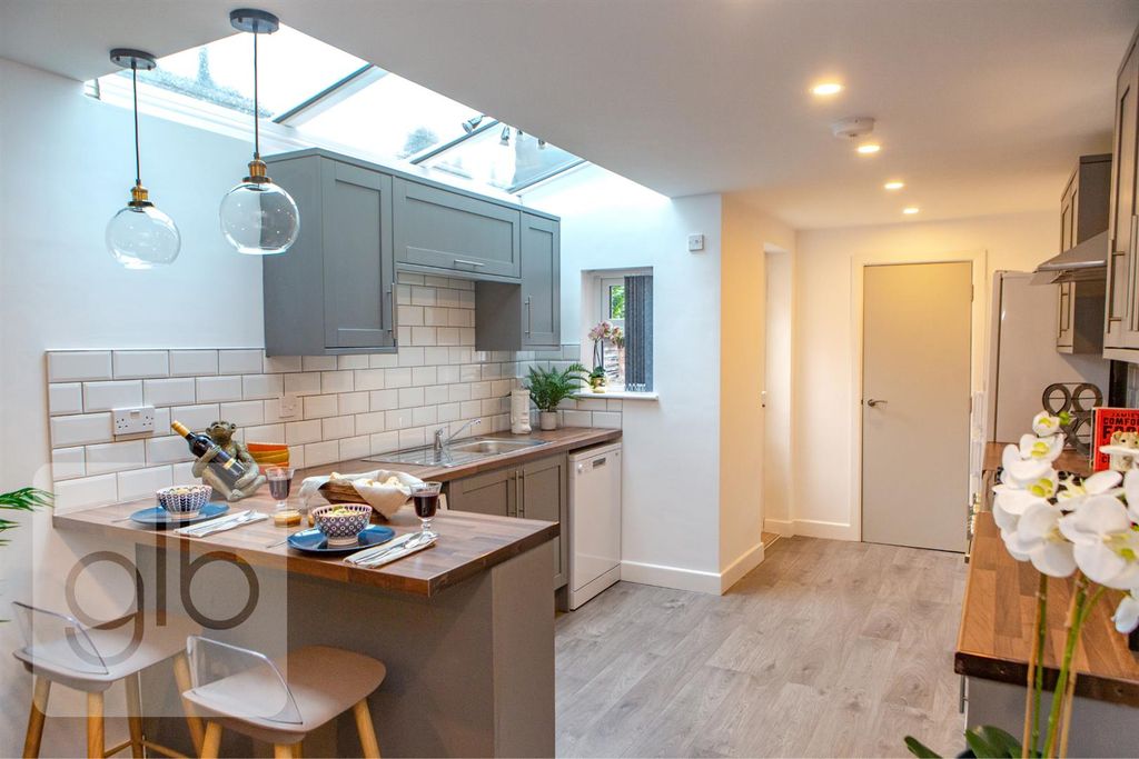 Property photo 3 of 21 3.Png