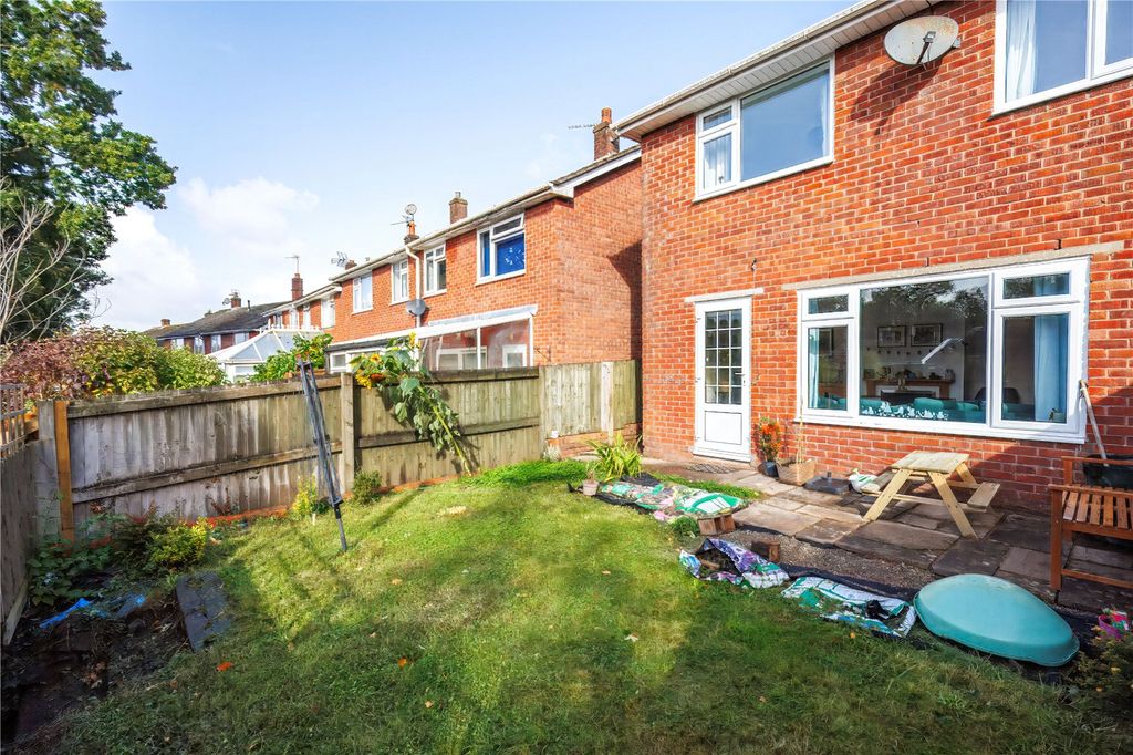 Property photo 1 of 29 Picture No. 10