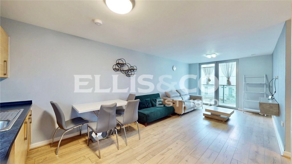 Property photo 3 of 17 Picture No. 09