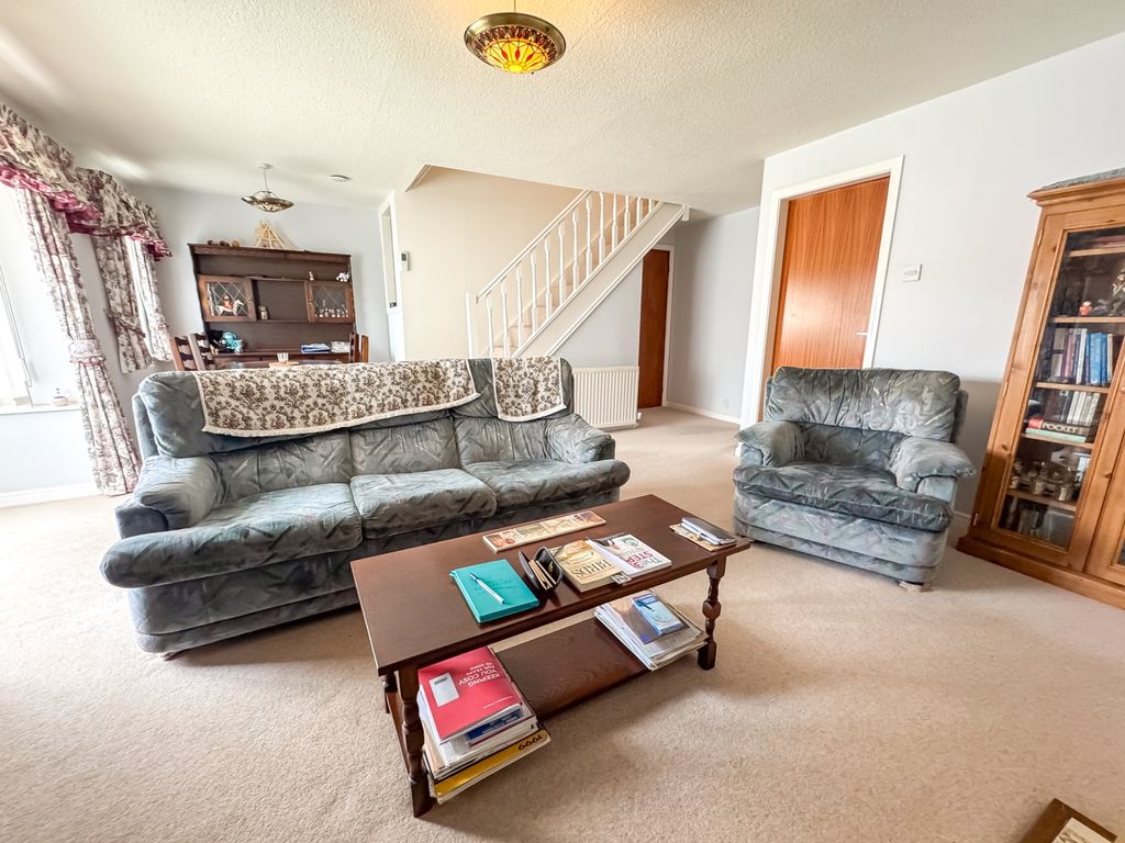 Property photo 2 of 18 Pearl St Ewemove Saltburn-10